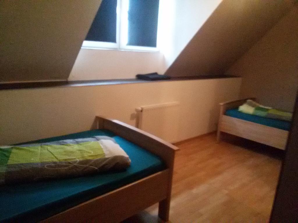 Appartement Gastehaus Nickolai à Flomborn Extérieur photo